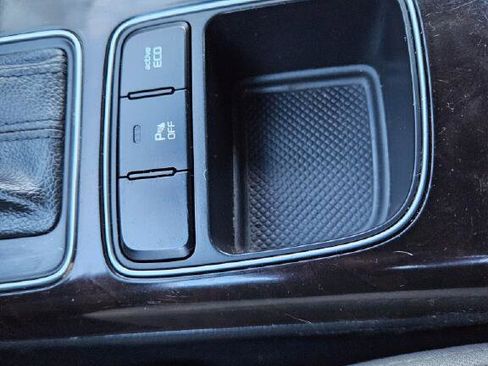 Used 2015 Kia Sorento LX image 24