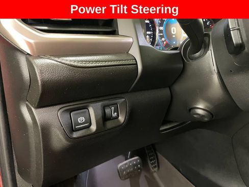 Certified 2018 GMC Acadia Denali w/ Technology Package AWD/4WD image 5