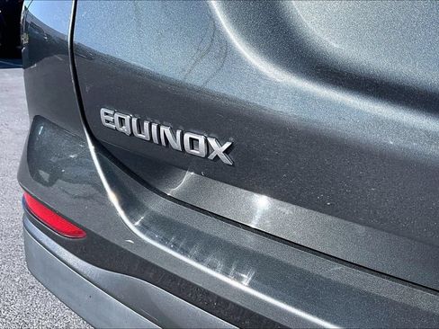 Used 2019 Chevrolet Equinox LS w/ LS Convenience Package FWD image 8
