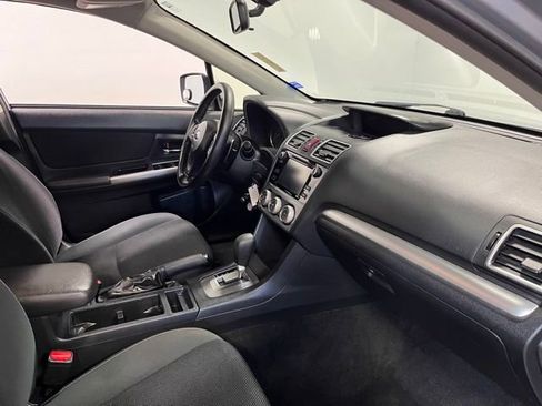 Used 2015 Subaru Crosstrek 2.0i Premium image 11