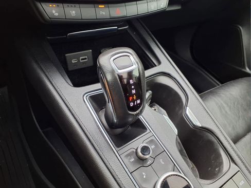 Used 2019 Cadillac XT4 Sport image 18