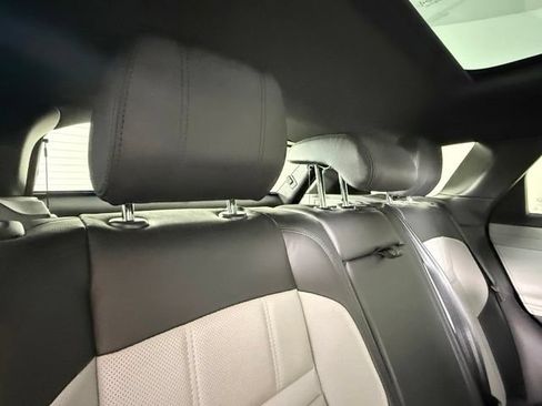 Certified 2020 Land Rover Range Rover Evoque R-Dynamic S AWD/4WD image 30