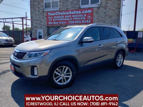 Used 2014 Kia Sorento LX image 1