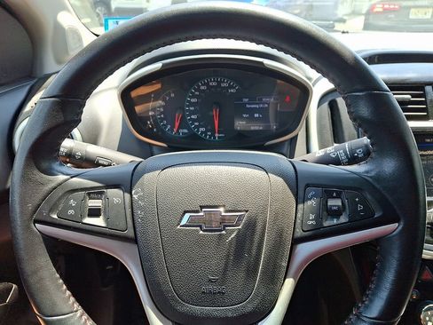 Used 2020 Chevrolet Sonic LT w/ Convenience Package FWD image 21