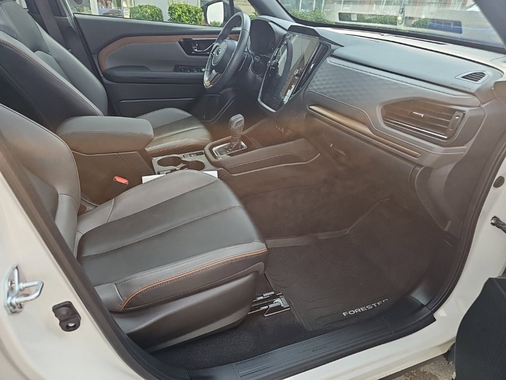 Used 2025 Subaru Forester Sport AWD/4WD image 30