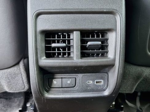 Used 2023 Cadillac XT4 Sport FWD image 20