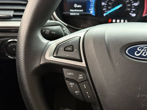 Used 2019 Ford Fusion SE FWD image 26