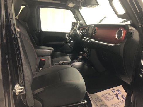 Used 2021 Jeep Wrangler Unlimited Rubicon image 12