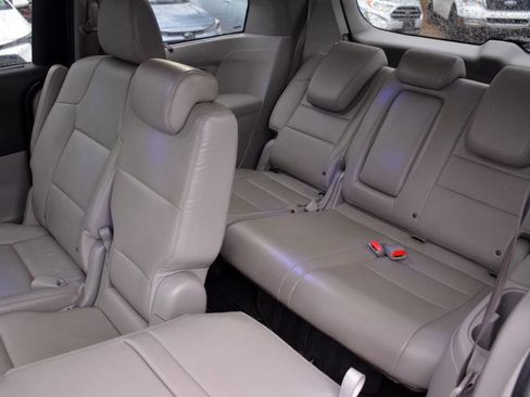 Used 2015 Honda Odyssey Touring image 11