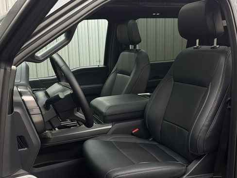 Used 2025 Ford F150 Lariat image 32