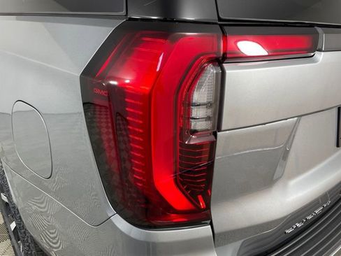 New 2026 GMC Yukon XL AT4 w/ AT4 Premium Package AWD/4WD image 16