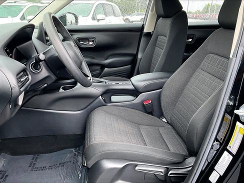 Used 2023 Honda HR-V LX image 7