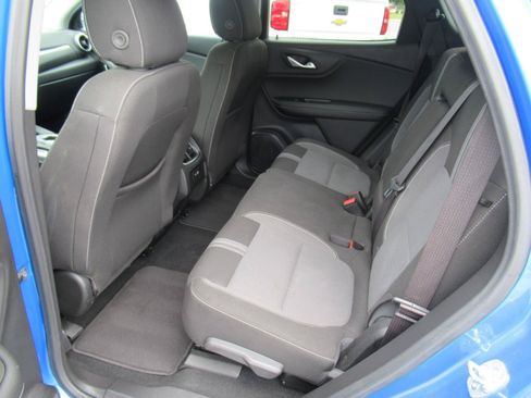 Used 2025 Chevrolet Blazer LT FWD image 30
