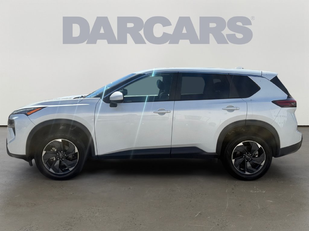 Used 2024 Nissan Rogue SV AWD/4WD image 4