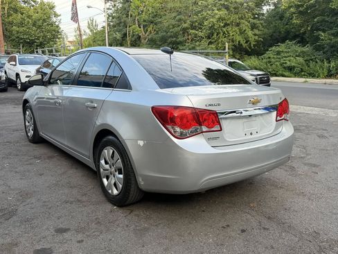 Used 2015 Chevrolet Cruze LT FWD image 8