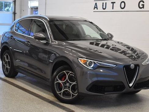 Used 2018 Alfa Romeo Stelvio Ti AWD/4WD image 1