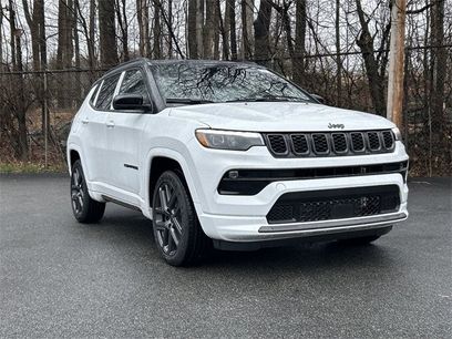 New 2025 Jeep Compass Limited w/ High Altitude Package