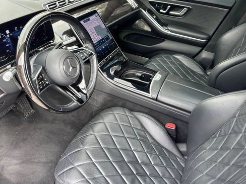 Used 2021 Mercedes-Benz S 580 4MATIC Sedan image 4