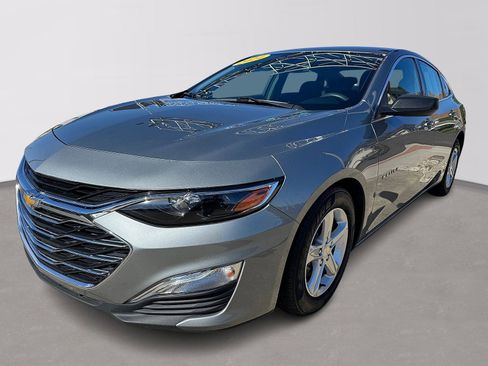 Used 2024 Chevrolet Malibu LS FWD image 1