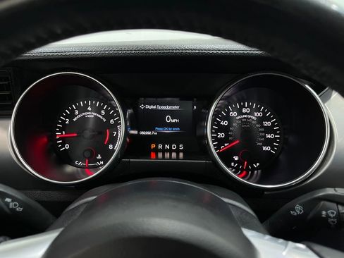 Used 2018 Ford Mustang Premium image 22