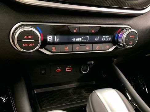 New 2025 Nissan Altima 2.5 SR w/ SR Premium Package image 25