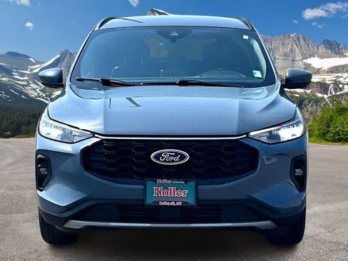 Used 2025 Ford Escape ST-Line Select AWD/4WD image 3