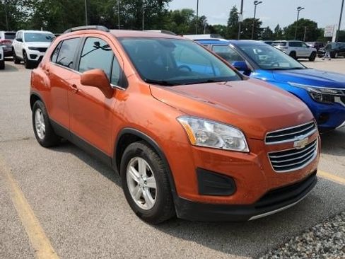 Used 2016 Chevrolet Trax LT FWD image 6