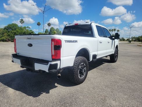 Used 2024 Ford F250 Lariat w/ Lariat Ultimate Package AWD/4WD image 6