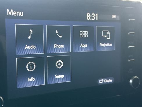 Used 2020 Toyota Corolla LE FWD image 18