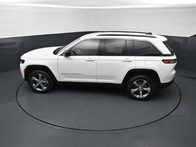 New 2026 Jeep Grand Cherokee Limited AWD/4WD image 15