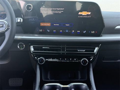 New 2026 Chevrolet Traverse LT w/ Driver Confidence Package image 15