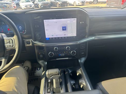Used 2025 Ford F150 Lariat w/ Equipment Group 502A High AWD/4WD image 32