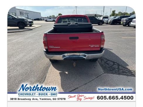 Used 2005 Toyota Tacoma PreRunner image 6