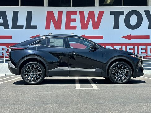 New 2026 Toyota C-HR AWD/4WD image 6