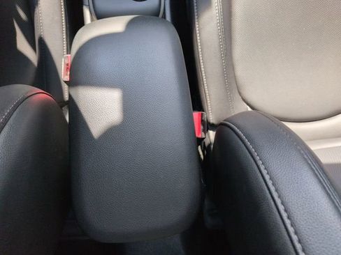 Used 2019 MINI Cooper Countryman S w/ Premium Package image 38