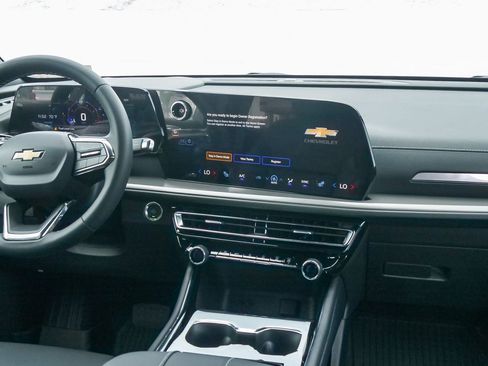 New 2026 Chevrolet Traverse LT w/ Driver Confidence Package FWD image 14