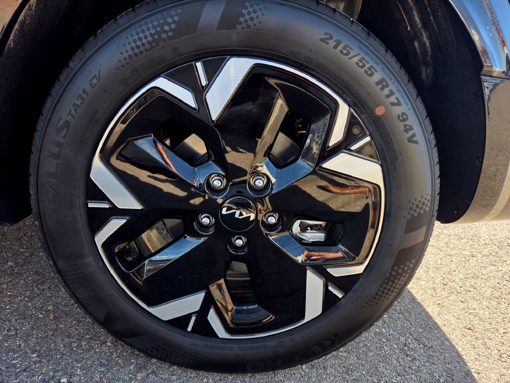 Certified 2026 Kia Niro Wind w/ Wind Preserve Package FWD image 30