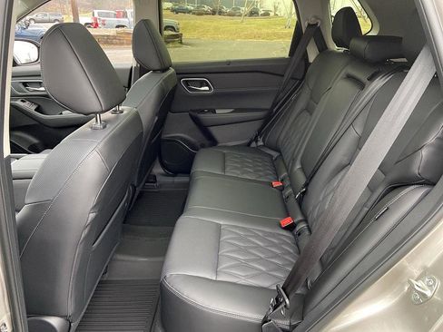 New 2026 Nissan Rogue Platinum image 12