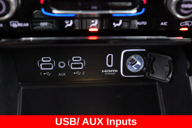 Used 2025 Jeep Grand Cherokee Summit AWD/4WD image 26