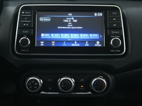 Used 2020 Nissan Versa S image 16