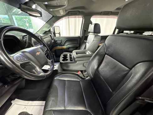 Used 2019 Chevrolet Silverado 3500 LTZ w/ Duramax Plus Package AWD/4WD image 14