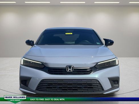 Used 2022 Honda Civic Sport image 8