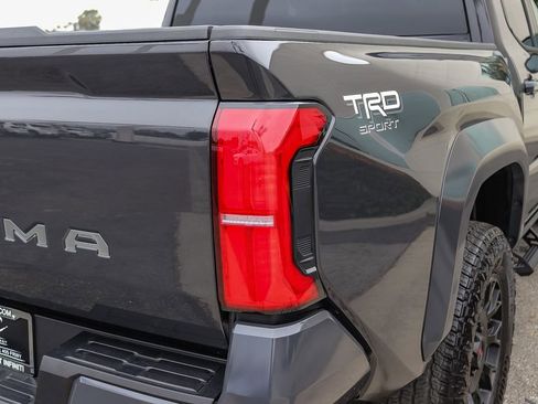 Used 2026 Toyota Tacoma TRD Sport RWD image 12