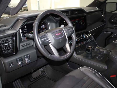 Used 2024 GMC Sierra 1500 AT4X AWD/4WD image 11