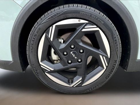 Certified 2025 Kia K4 EX FWD image 30