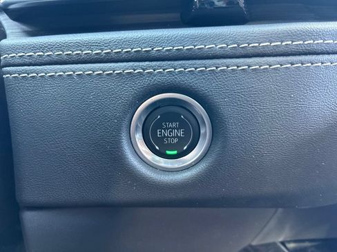 Used 2025 Cadillac Escalade Sport w/ LPO, ONYX Package RWD image 27
