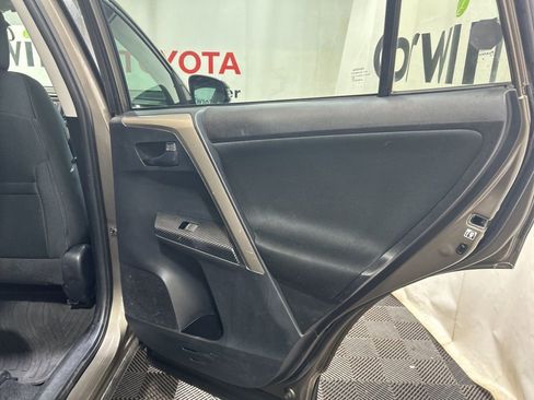 Used 2013 Toyota RAV4 XLE image 14