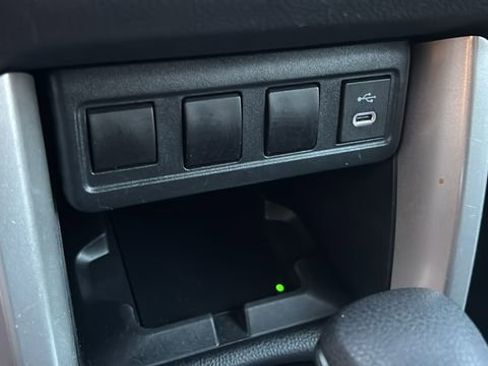 Used 2024 Toyota Corolla Cross LE image 20