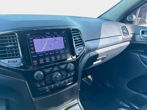 Used 2020 Jeep Grand Cherokee Limited X image 22