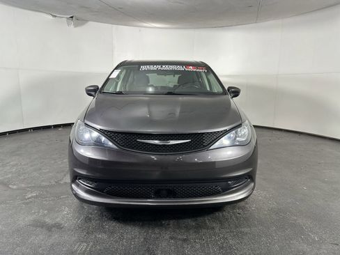 Used 2021 Chrysler Voyager LX w/ Cold Weather Group image 3